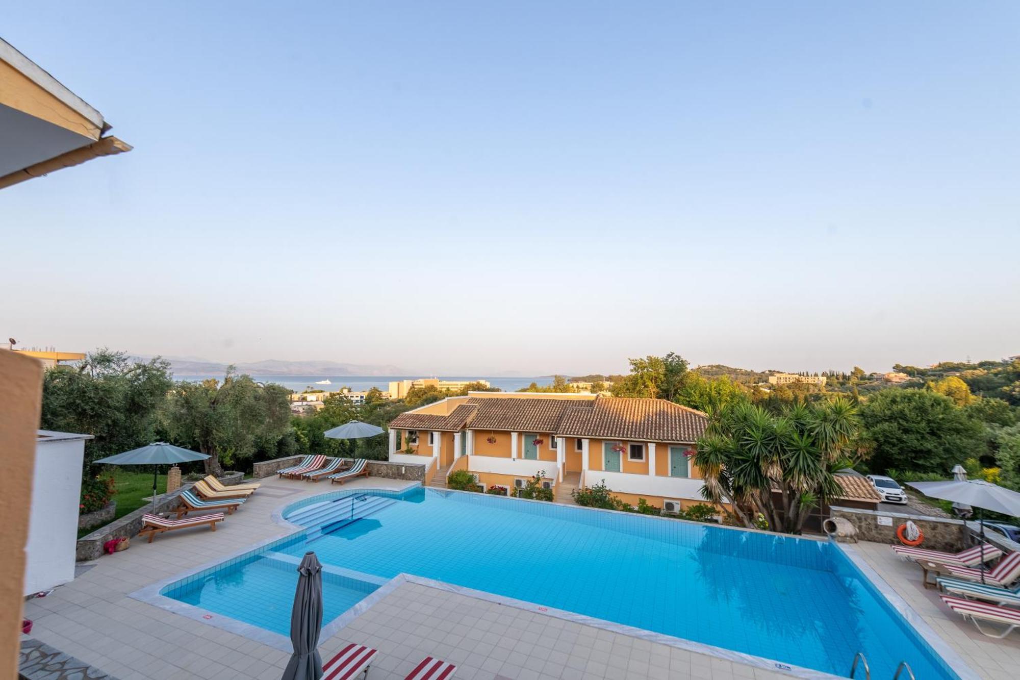 Little Corfu Aparthotel Dassia  Exterior foto