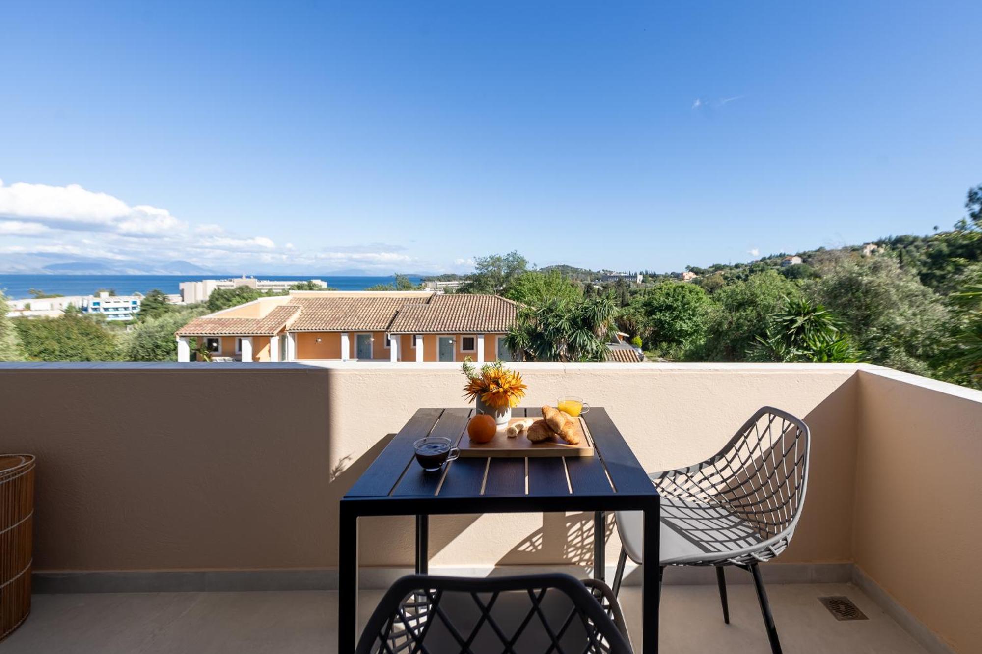Little Corfu Aparthotel Dassia  Exterior foto