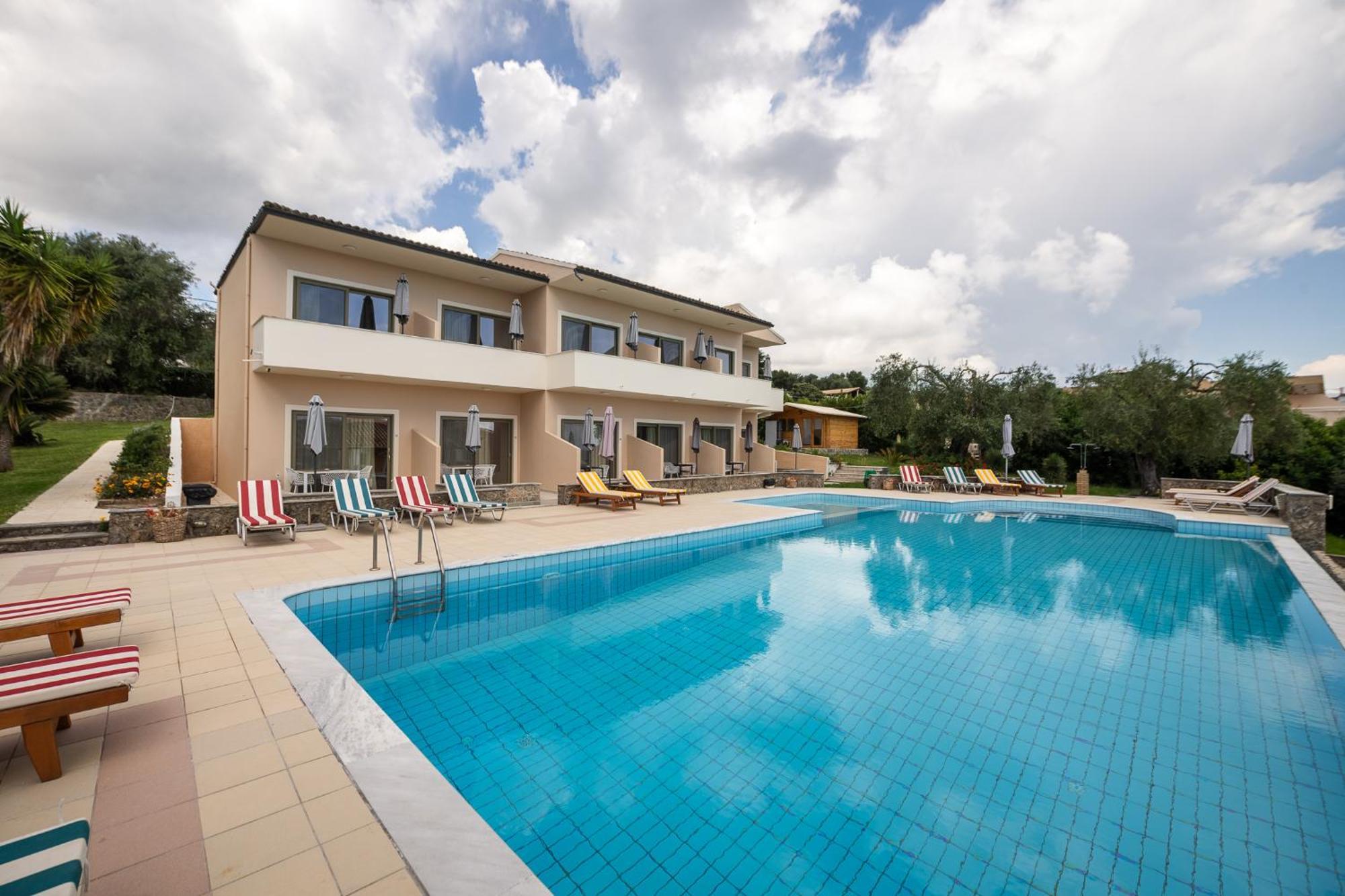Little Corfu Aparthotel Dassia  Exterior foto