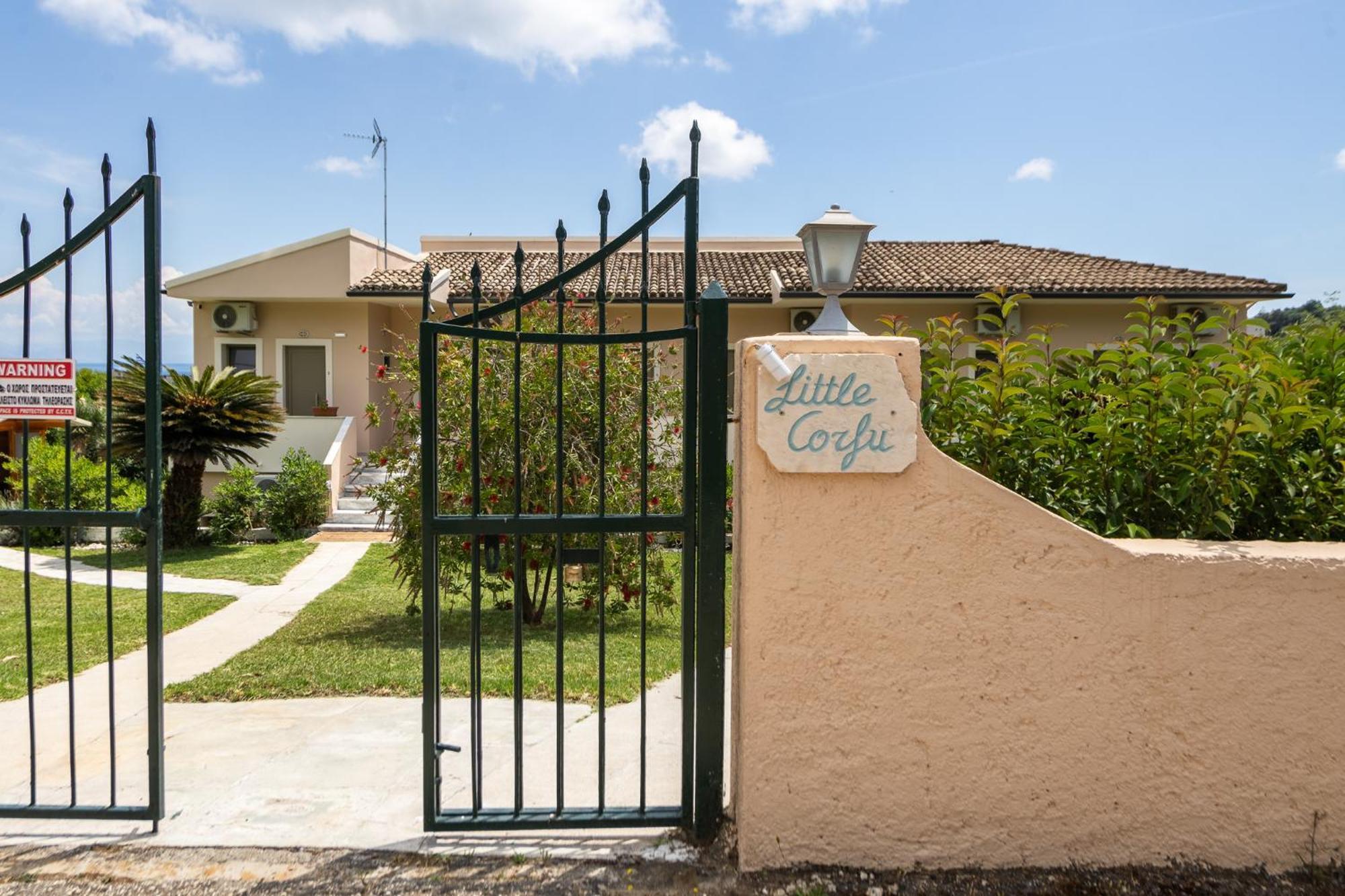 Little Corfu Aparthotel Dassia  Exterior foto